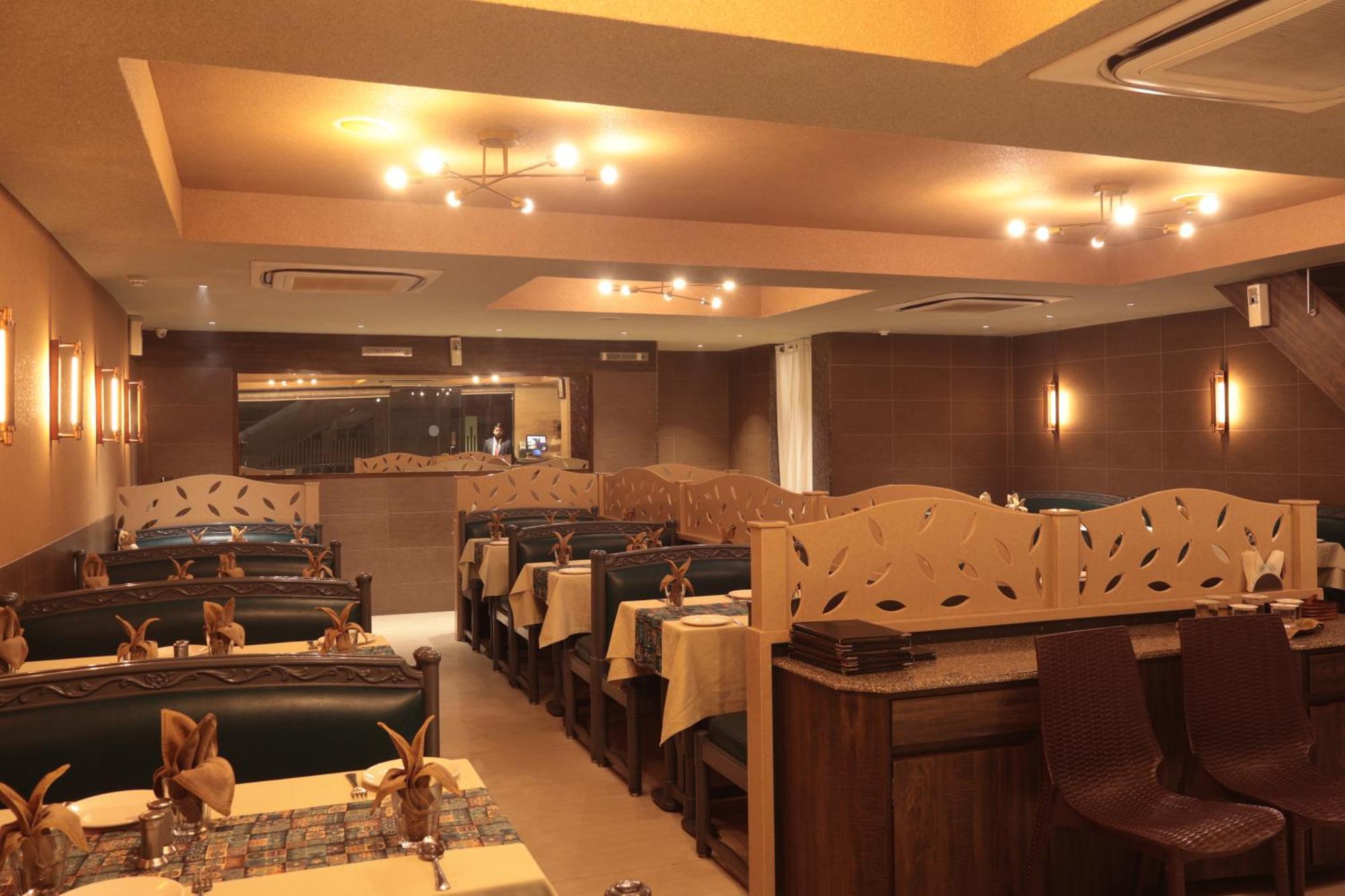 Hotel Kabir Ahmedabad Extérieur photo