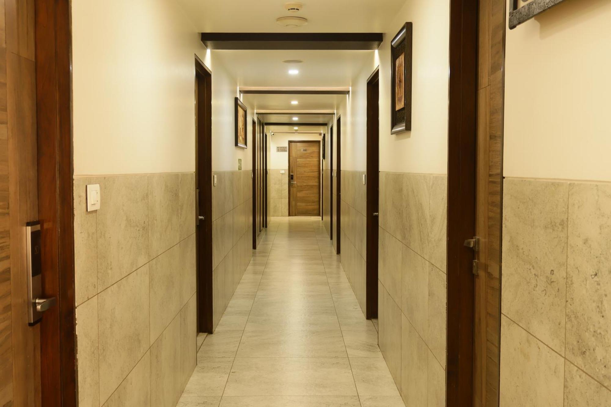 Hotel Kabir Ahmedabad Extérieur photo